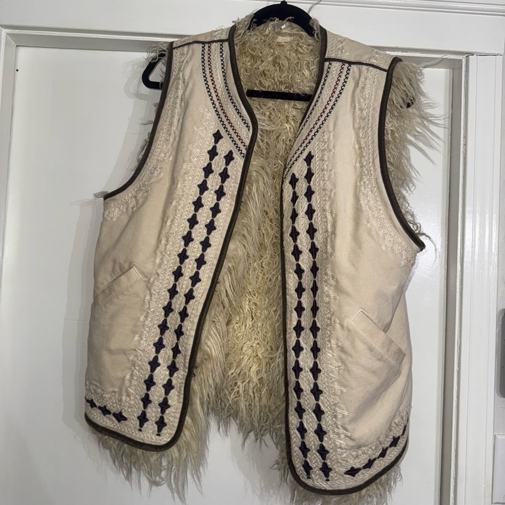 Embroidered Beige Vest with Faux Fur Lining